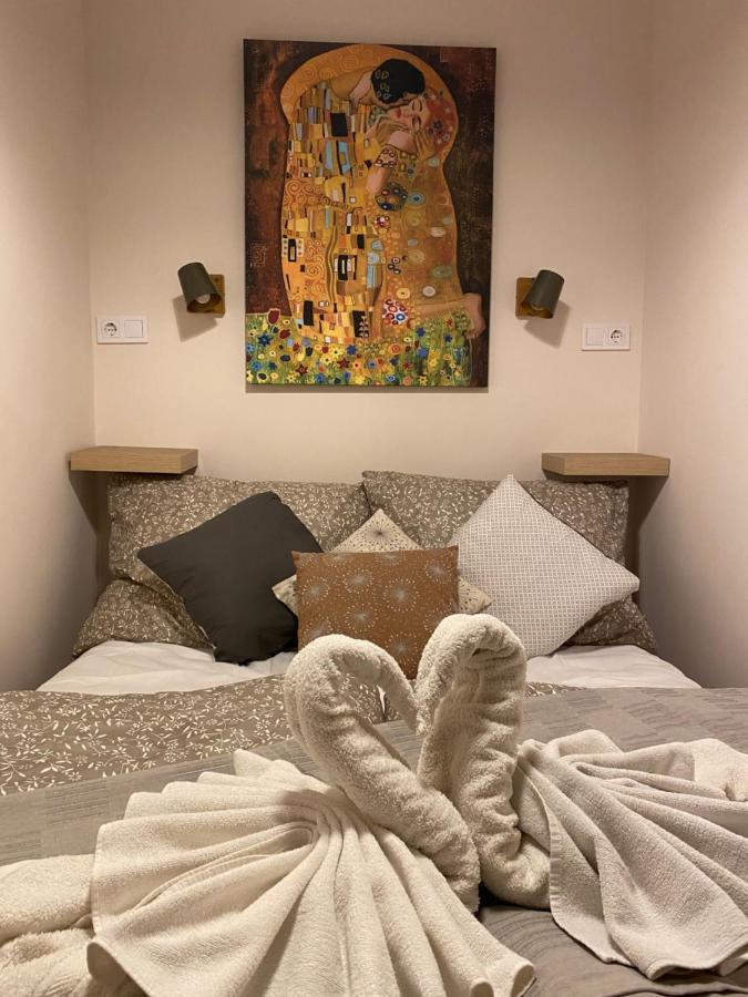 Mrs. Columbo'S Flat Apartment Budapest Bagian luar foto