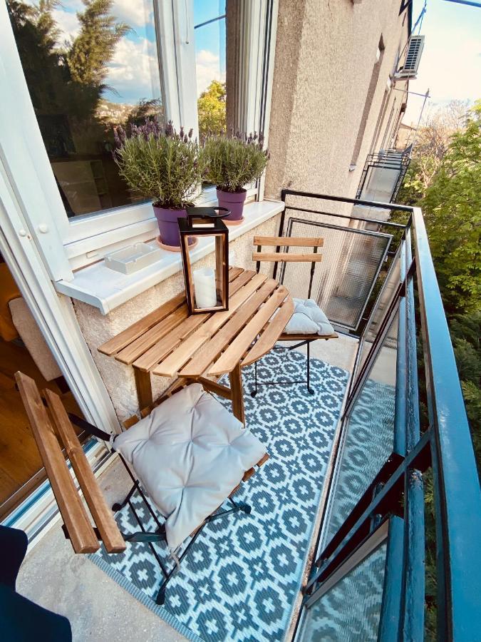 Mrs. Columbo'S Flat Apartment Budapest Bagian luar foto